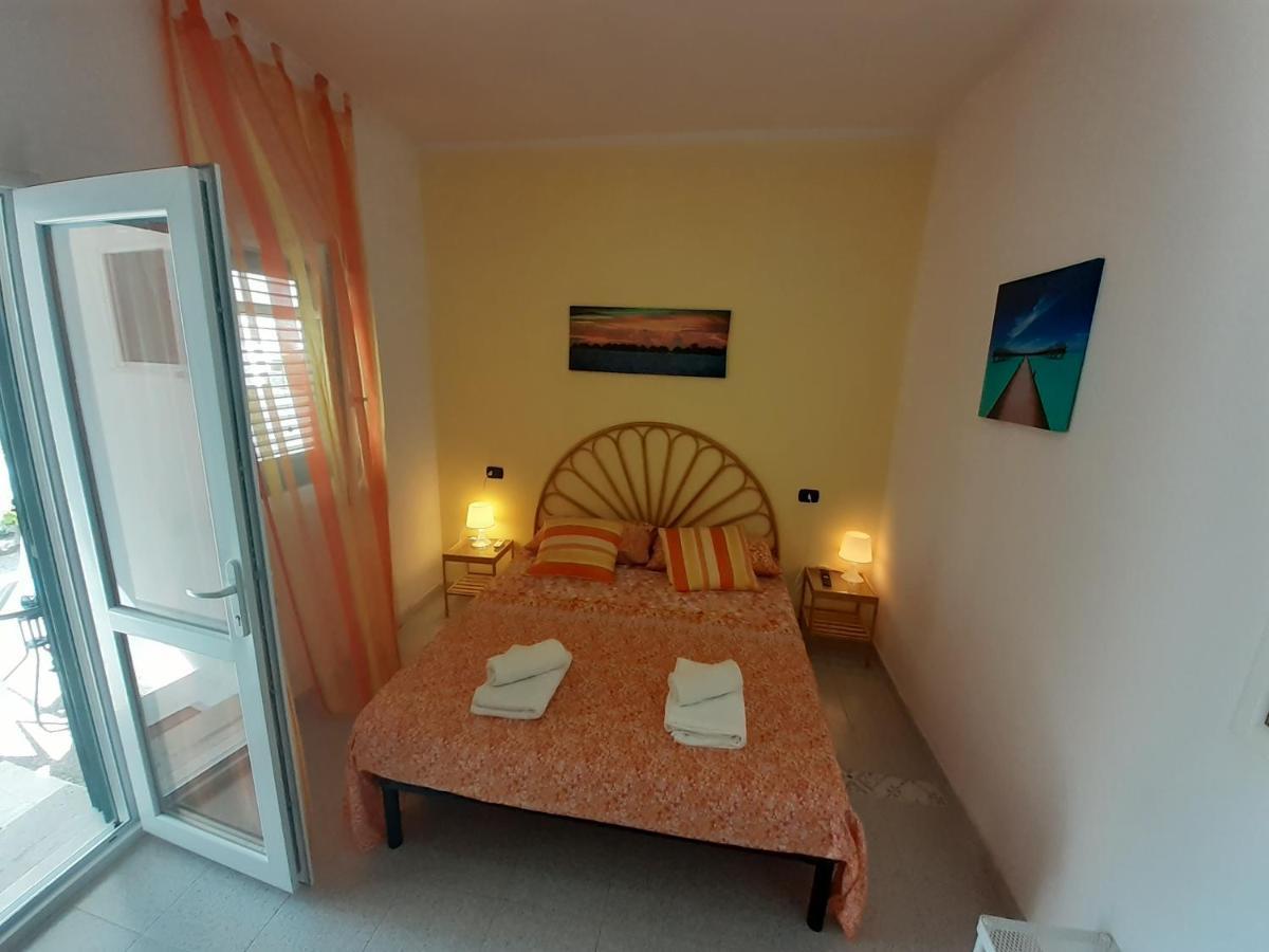 Casa Vacanza Fiorella Torre dell'Orso Kültér fotó