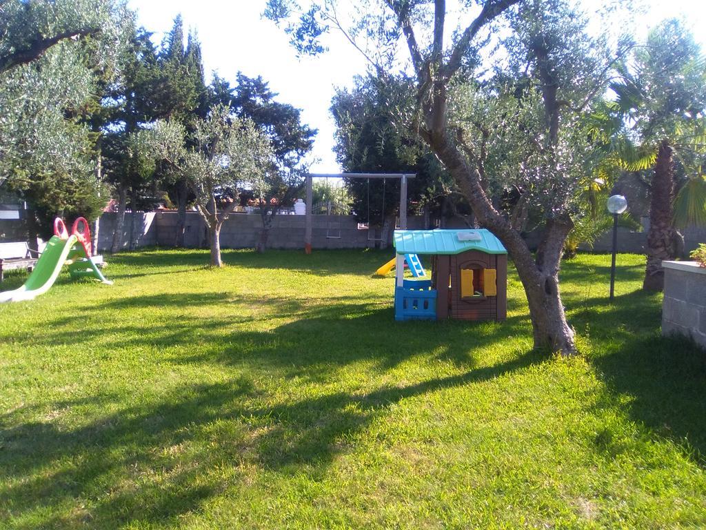 Casa Vacanza Fiorella Torre dell'Orso Kültér fotó