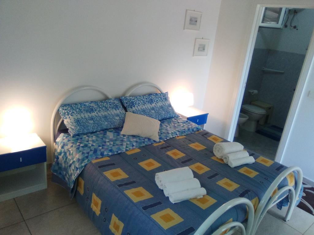 Casa Vacanza Fiorella Torre dell'Orso Kültér fotó