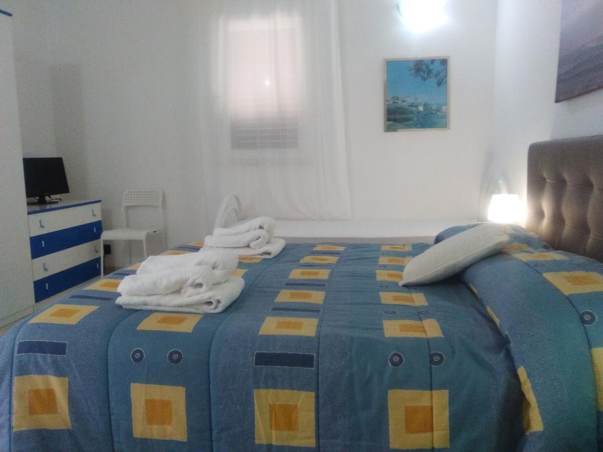 Casa Vacanza Fiorella Torre dell'Orso Kültér fotó